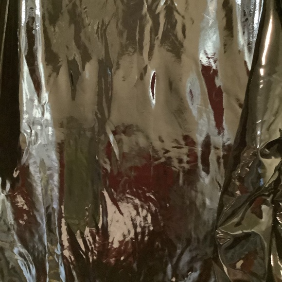 Women’s unbranded black ruched side and zipper side polyurethane liquid skirt - Picture 8 of 11